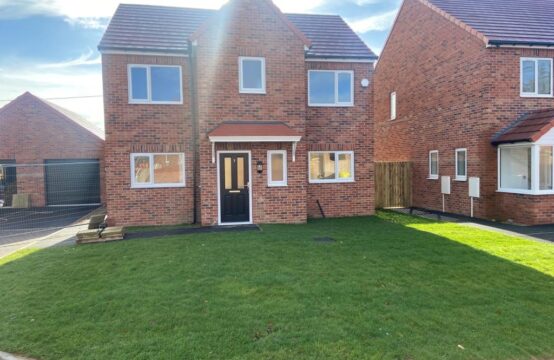 SSTC! Plot 8, Rugby Park, Warsop Vale. Detached House with Garage. FREE flooring throughout